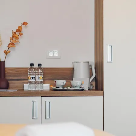 Gostisce Koren Konukevi Zuzemberk